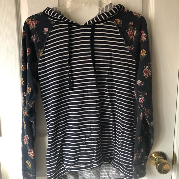Floral striped hoodie - Picture 1 of 3